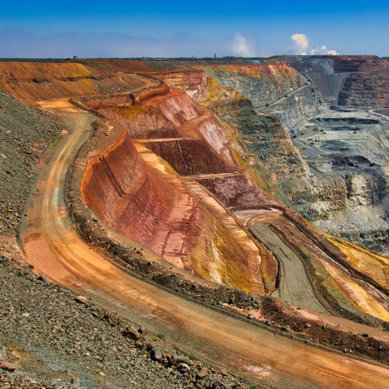 Resolute Mining ve Nimba Mining Gold İş Birliğiyle Altın Arama Projeleri Geliştirilecek