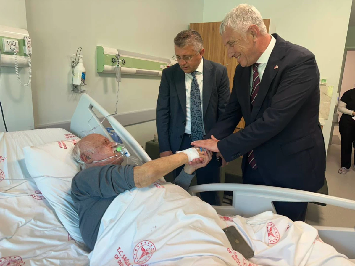 Başkan Sarıalioğlu'ndan Of Devlet Hastanesi'ne Ziyaret